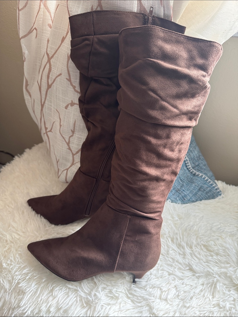 Qupid Brown Slouch Knee-High Pointed Toe Boots